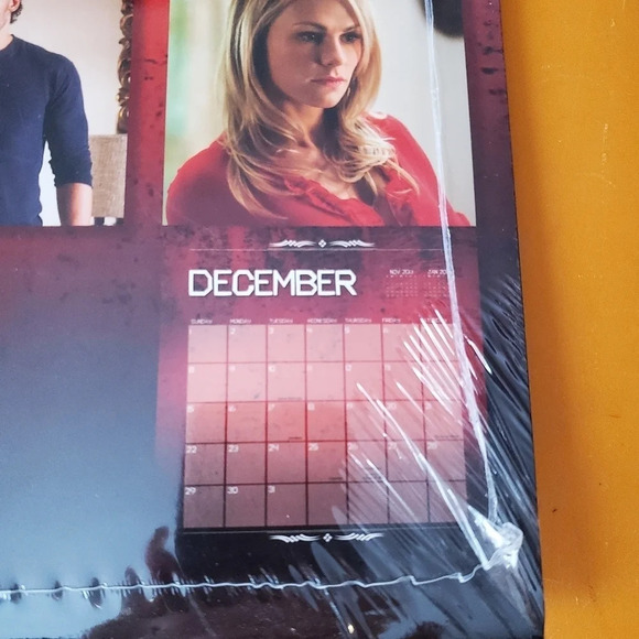 COLLECTORS ~ NEW~ 2013 ~ True Blood Calendar ~ In Cellophane🧛♀️🧛♂️🦇 - Picture 4 of 6
